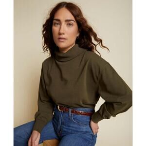 NWT Nation LTD Diana Turtleneck Tee Long Sleeve